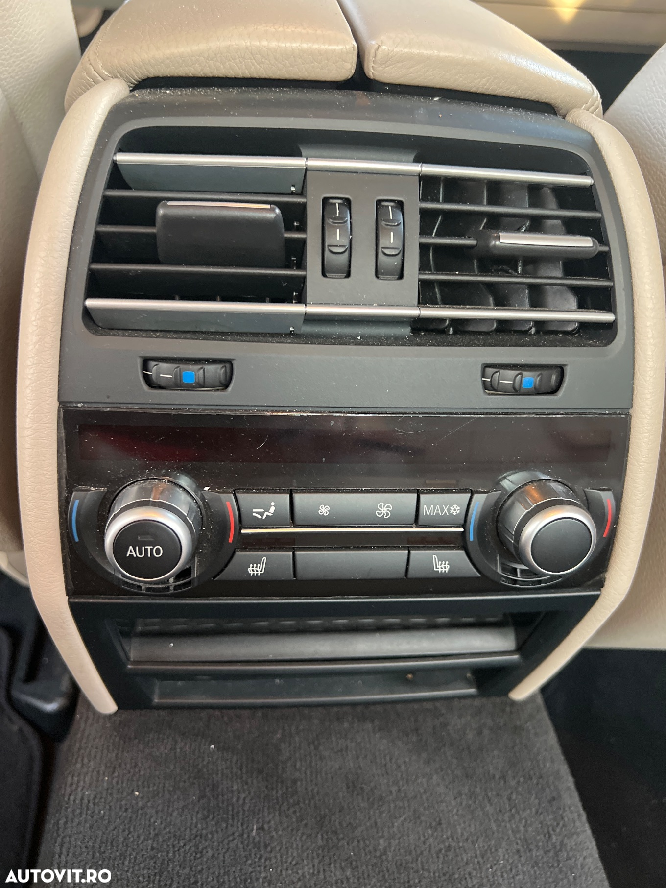 BMW Seria 7 740d xDrive Aut. - 13