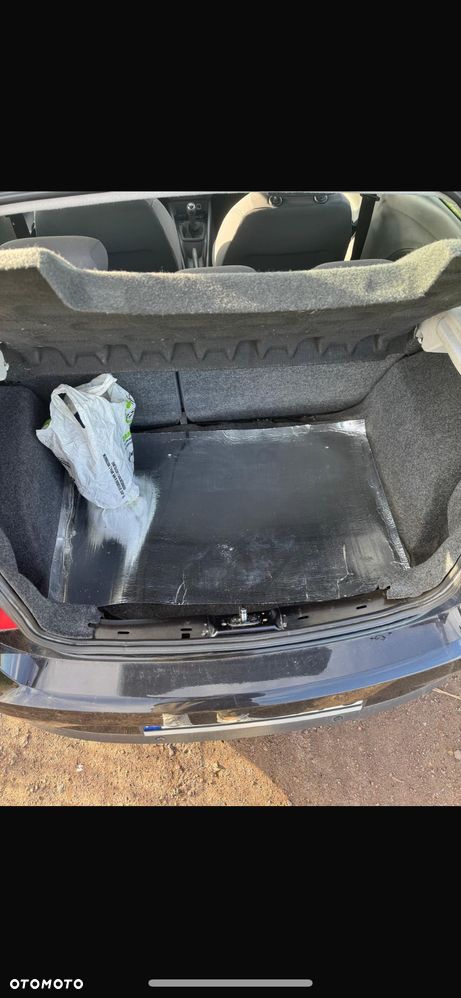 Seat Ibiza SC 1.4 16V Reference - 15