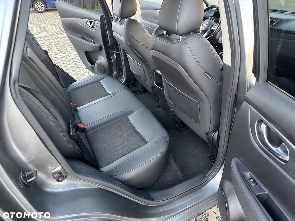 Nissan Qashqai 1.3 DIG-T Tekna - 20