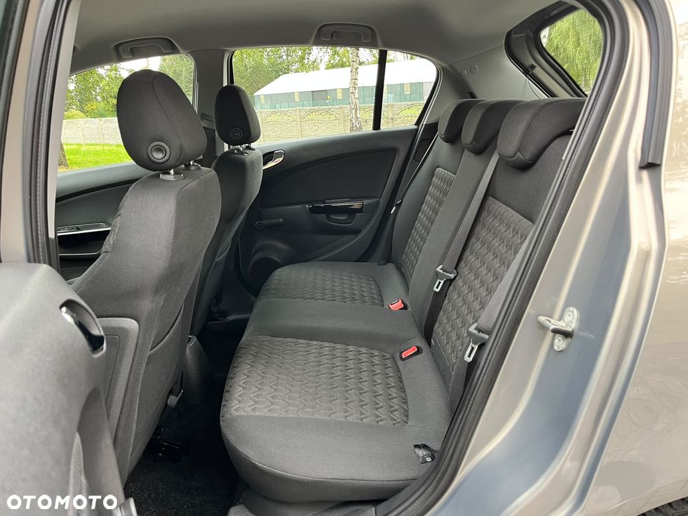 Opel Corsa 1.2 16V Edition / Active - 31