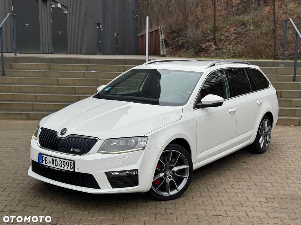 Skoda Octavia 2.0 TDI DSG RS - 5