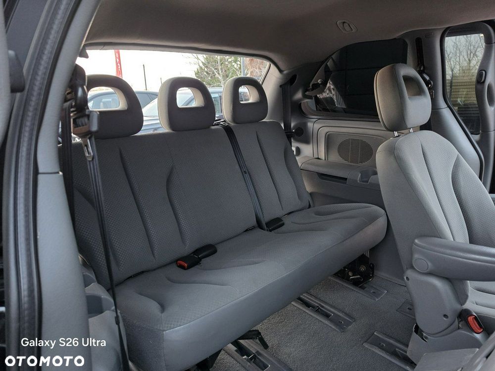 Chrysler Voyager - 35