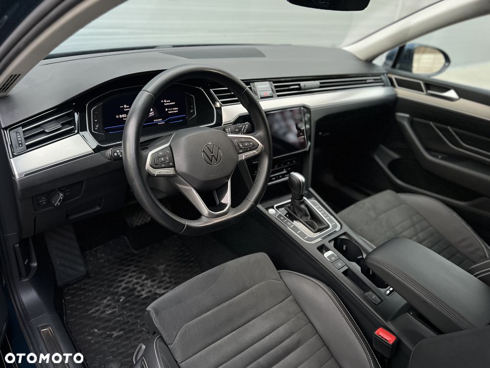Volkswagen Passat 2.0 TDI Elegance DSG - 15