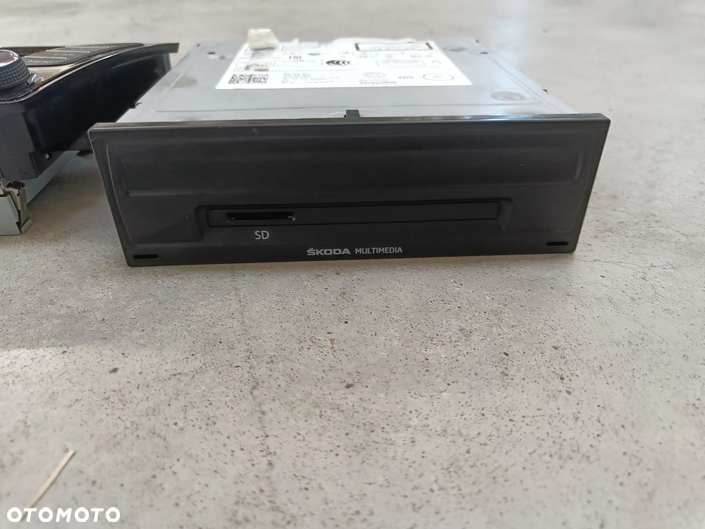 Radio Skoda Fabia 3 III Wyświetlacz Jednostka Czytnik 5Q0035820 6V0919604 - 5