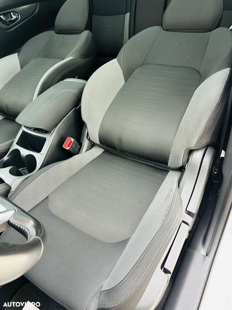 Nissan Qashqai 1.2 DIG-T Start/Stop N-Connecta - 13