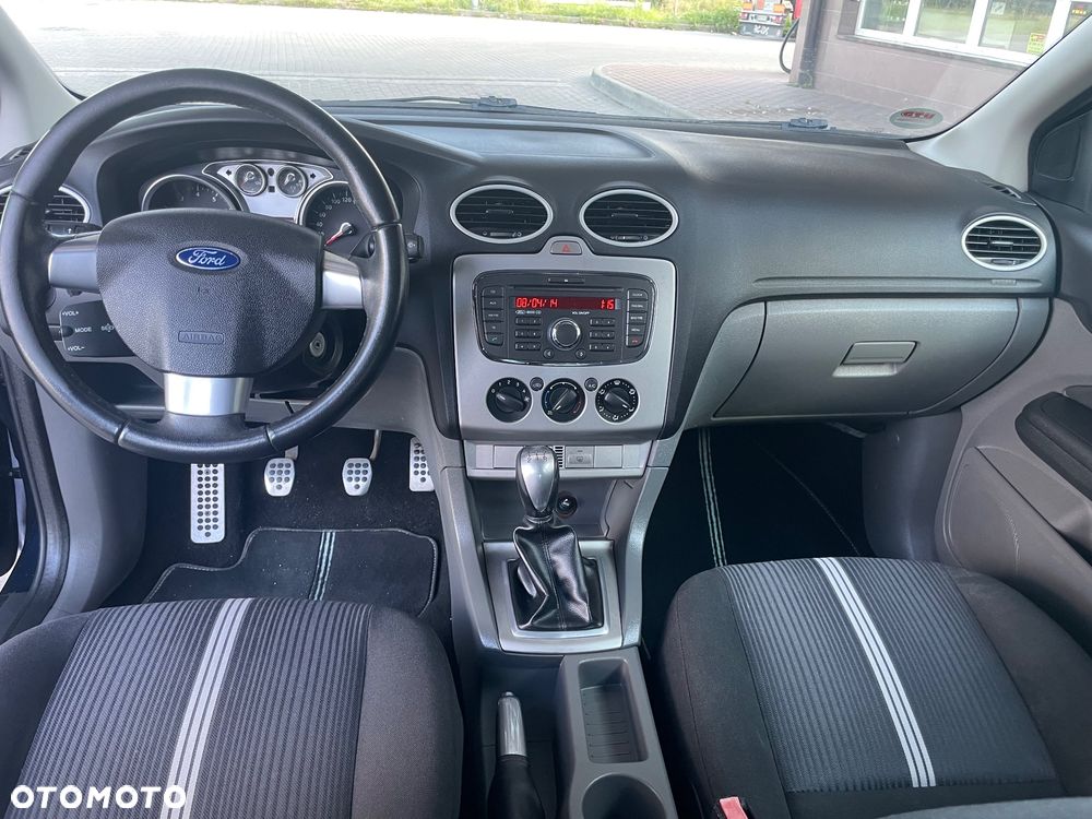 Ford Focus 1.6 FF Ambiente - 9