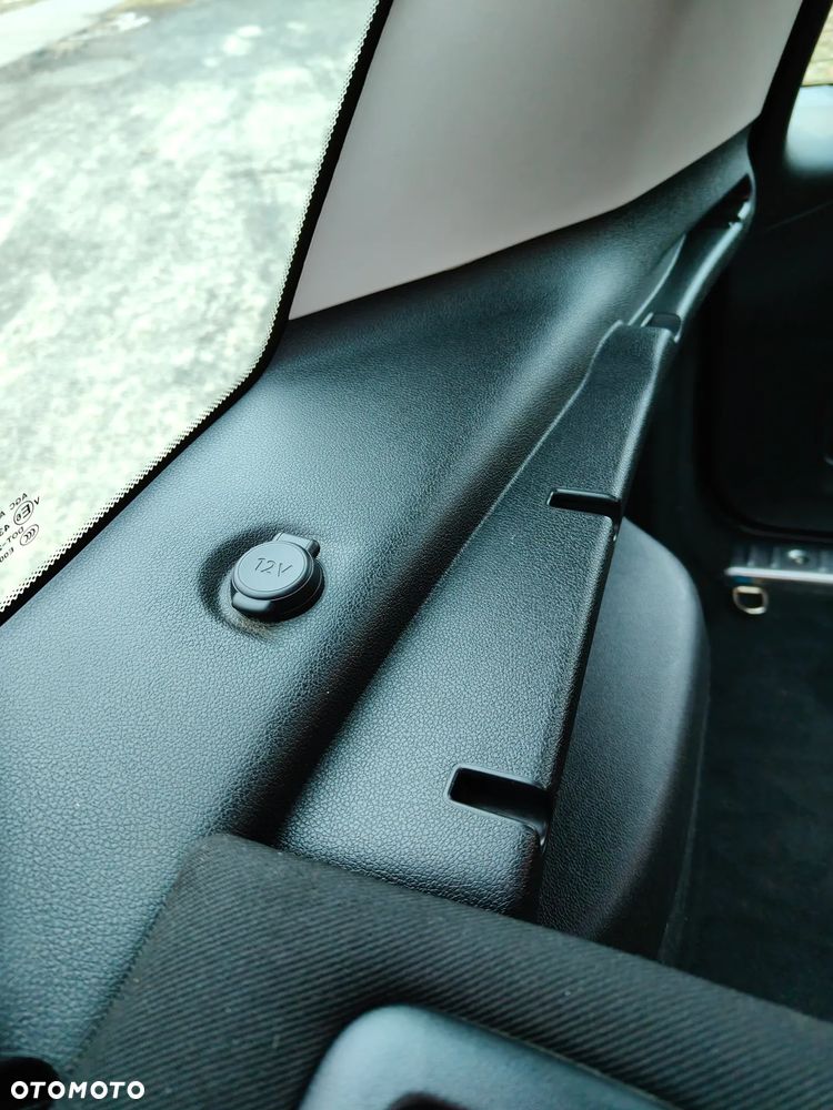 Peugeot 308 e-HDi FAP 110 Stop&Start EGS6 Business Line Niveau 2 - 24