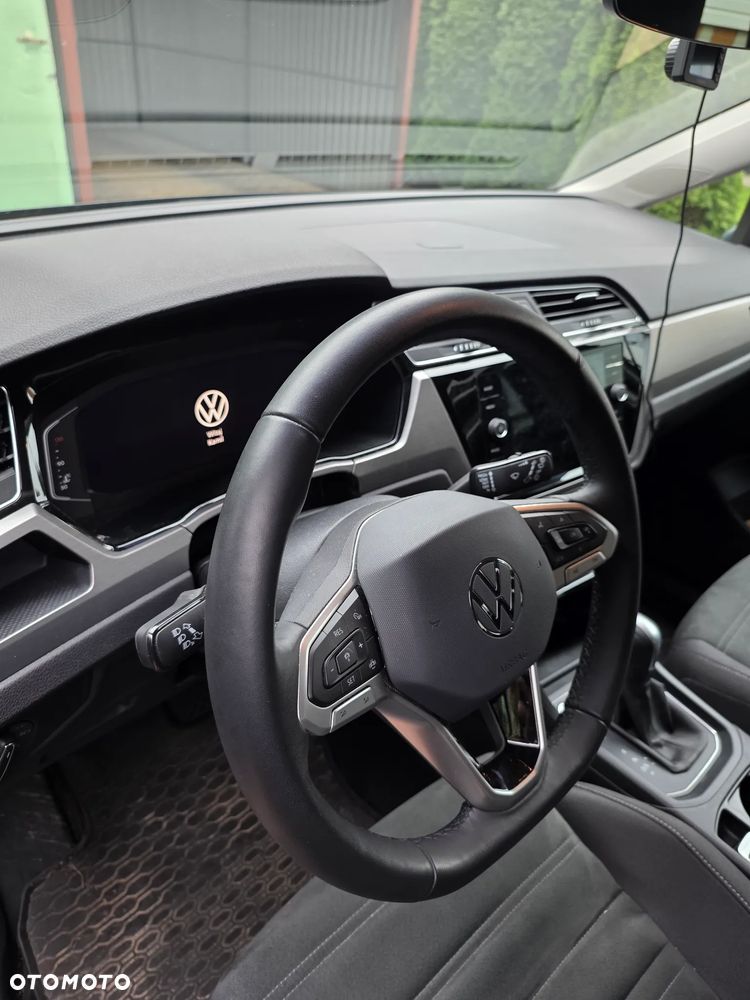 Volkswagen Touran 1.5 TSI EVO Comfortline Plus DSG - 4