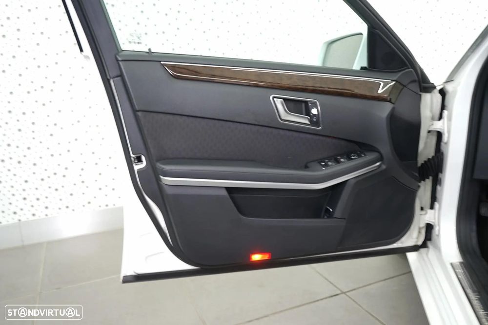 Mercedes-Benz E 250 CDi Elegance BlueEfficiency Auto. - 19