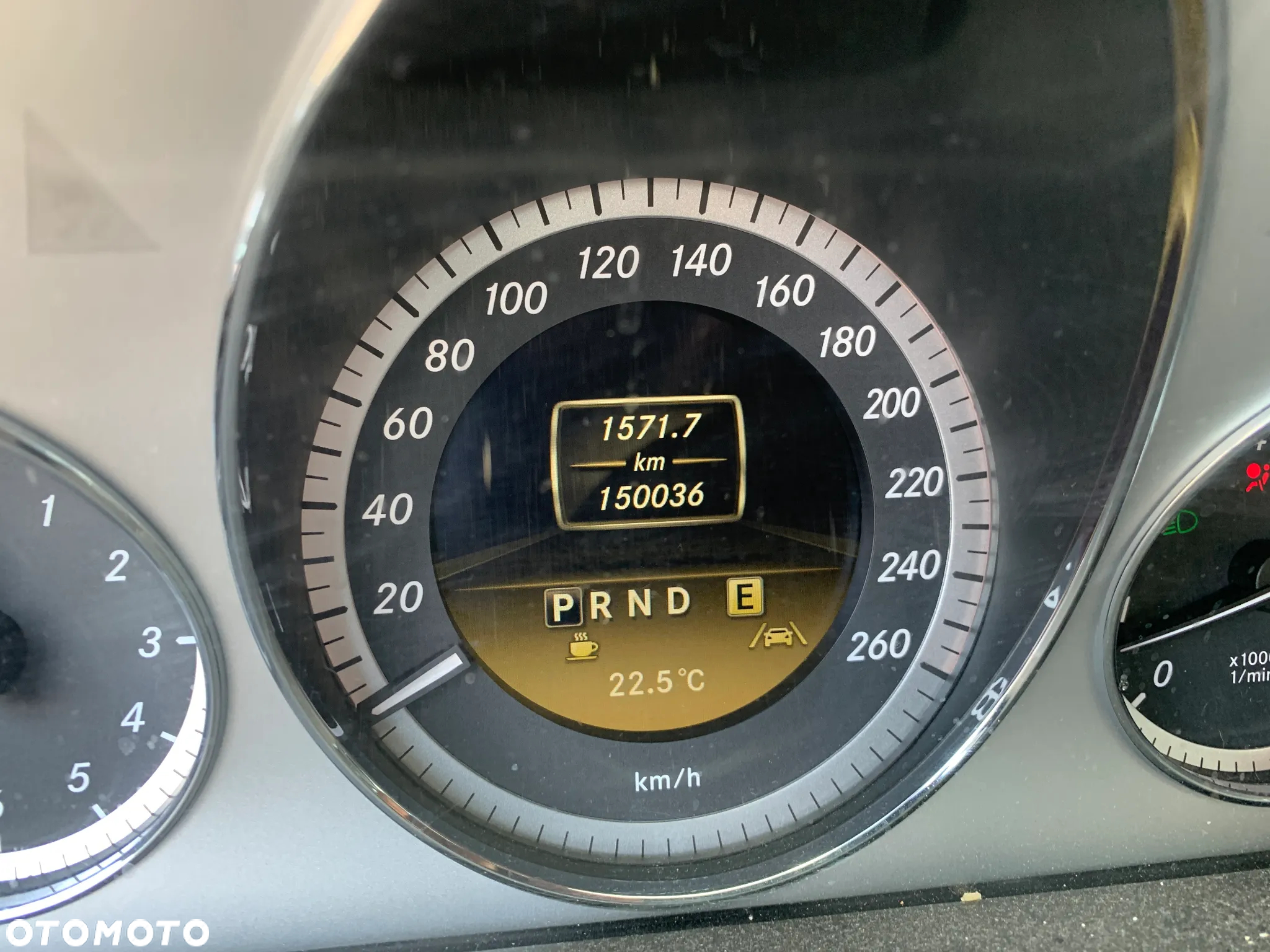 Mercedes-Benz Klasa E 350 BlueEffICIENCY - 13