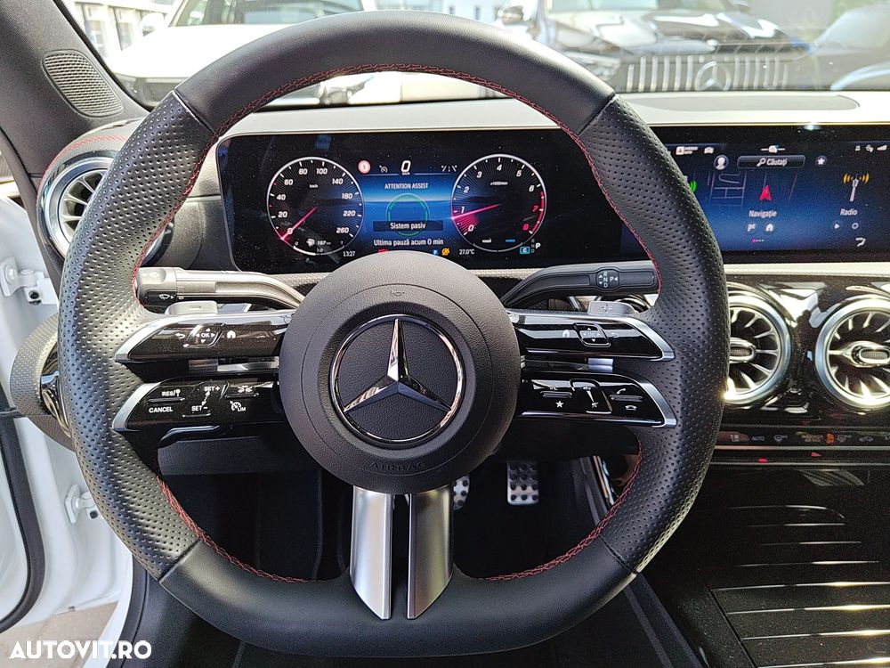 Mercedes-Benz CLA 180 7G-DCT AMG Line Advanced Plus - 15