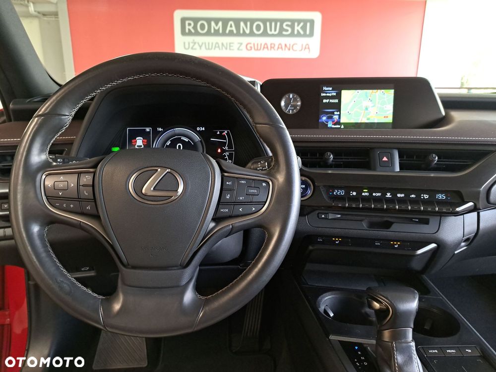Lexus UX - 20