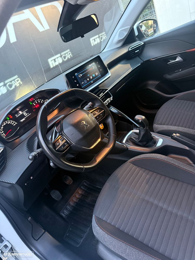 Peugeot 208 1.2 PureTech Active - 12