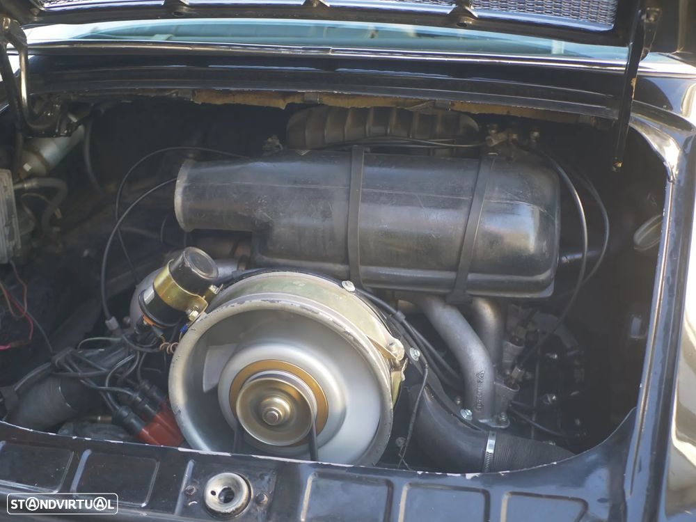 Porsche 911 Série G - 7