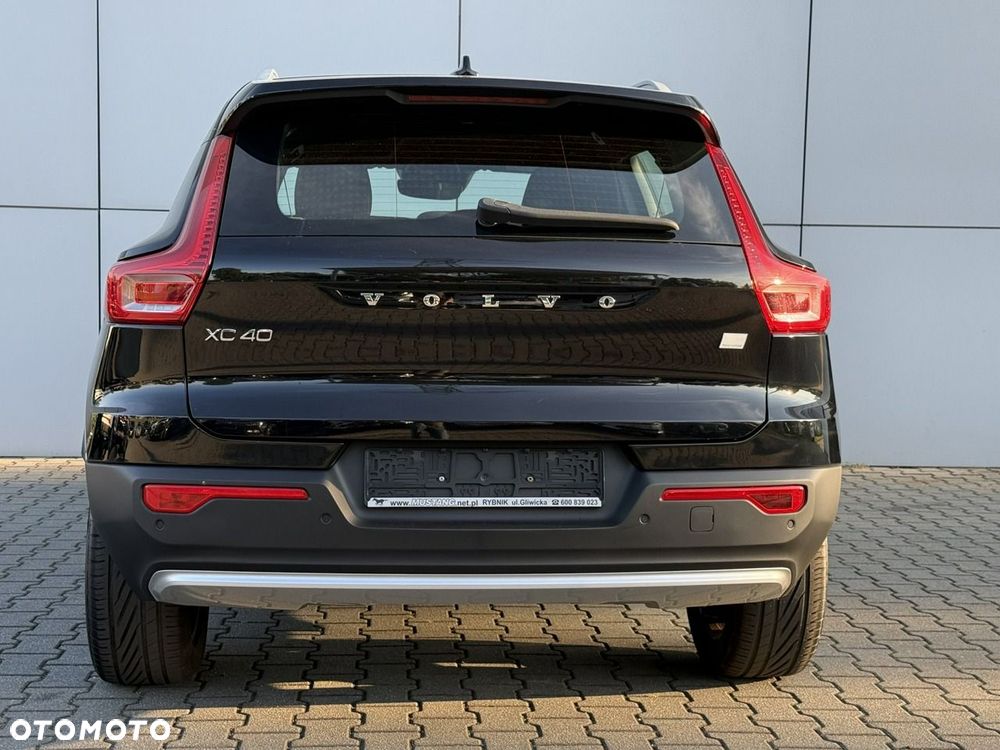 Volvo XC 40 T4 Recharge DKG Plus Bright - 12
