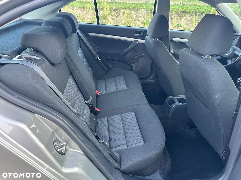 Skoda Octavia 1.6 TDI Active - 15