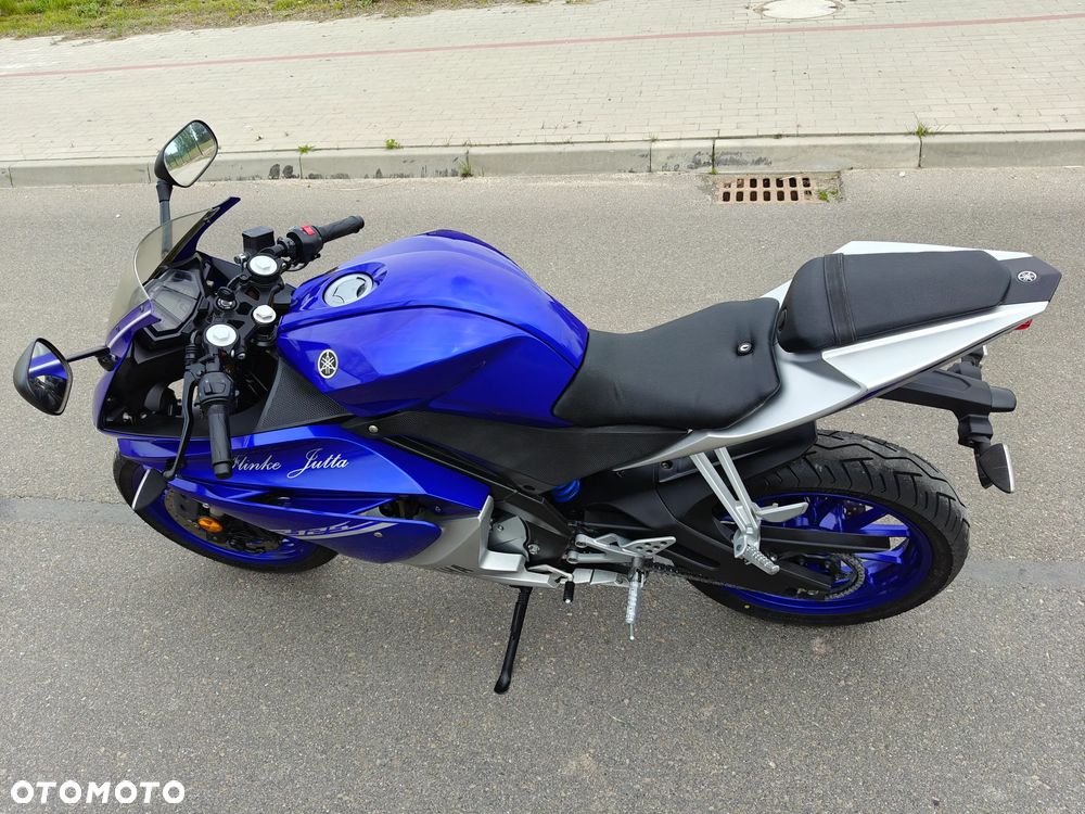 Yamaha YZF - 12