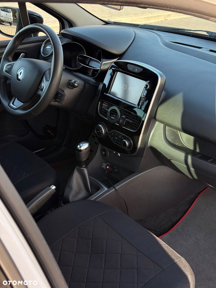 Renault Clio - 33