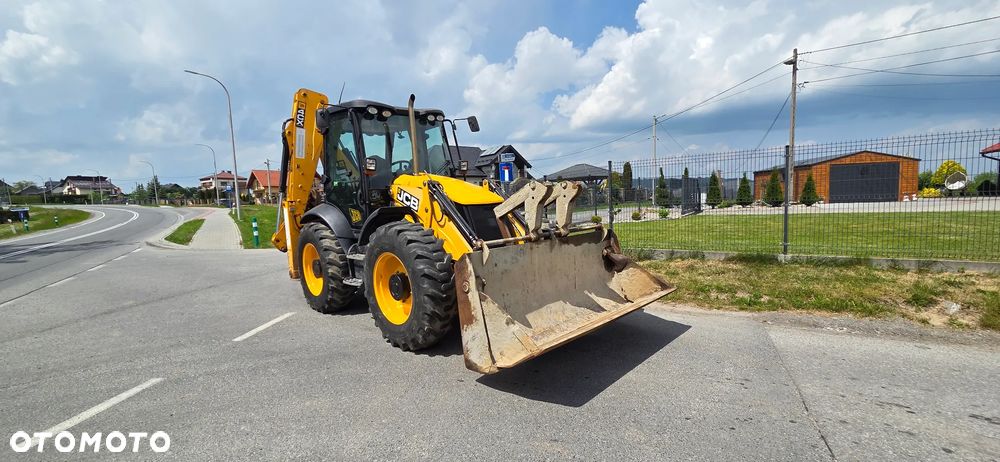 JCB 4CX Koparko-ładowarka - 1