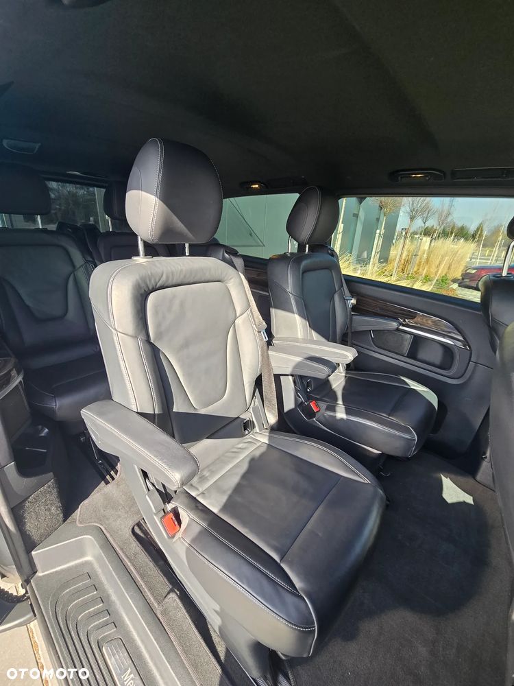 Mercedes-Benz Klasa V 300 d 4-Matic Avantgarde 9G-Tronic (d³ugi) - 28