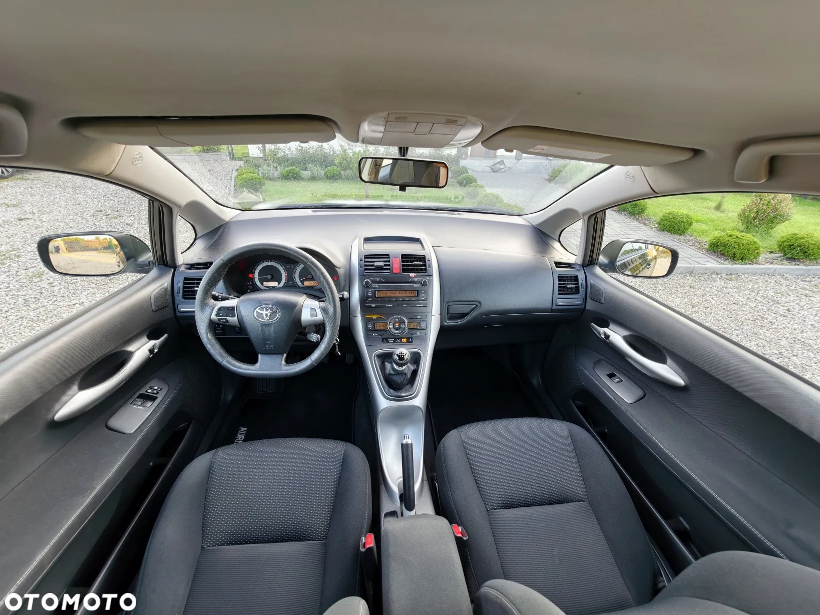 Toyota Auris 1.6 Premium - 9