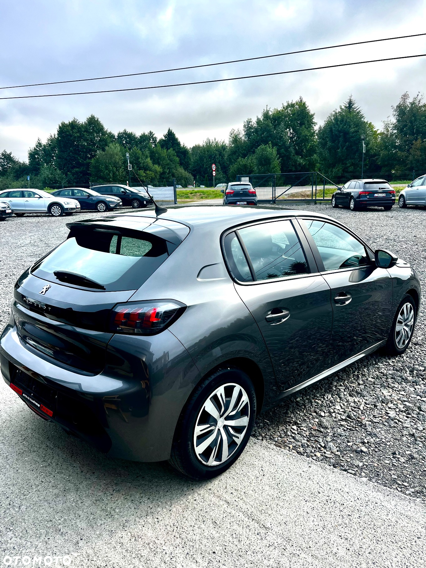 Peugeot 208 PureTech 75 Allure - 3