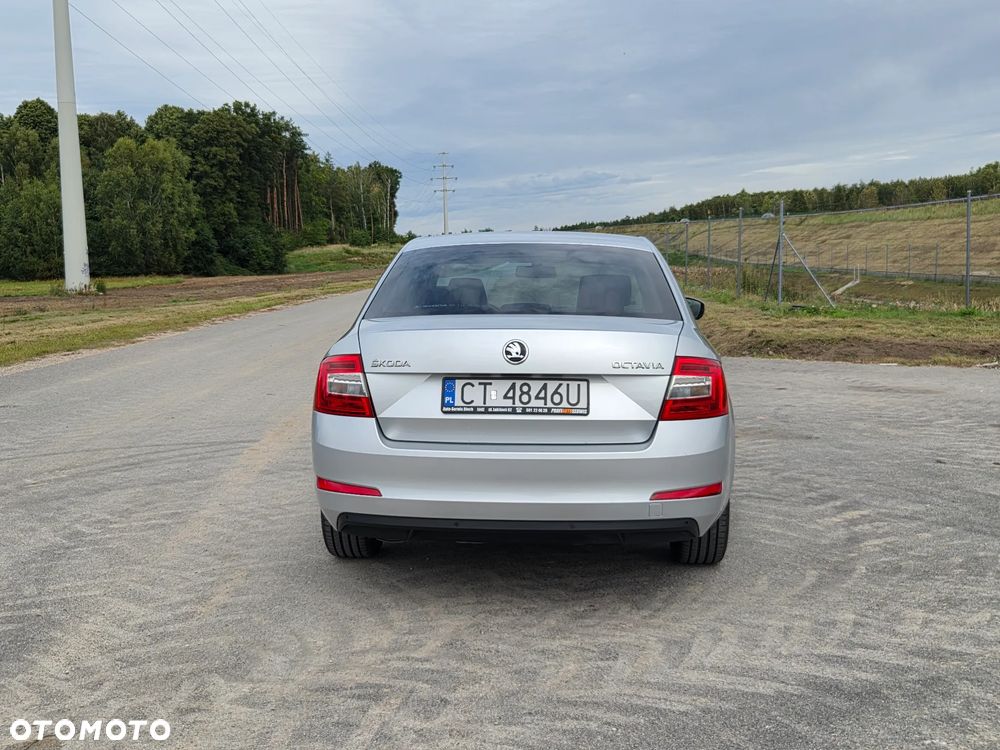 Skoda Octavia 2.0 TDI Ambition - 6