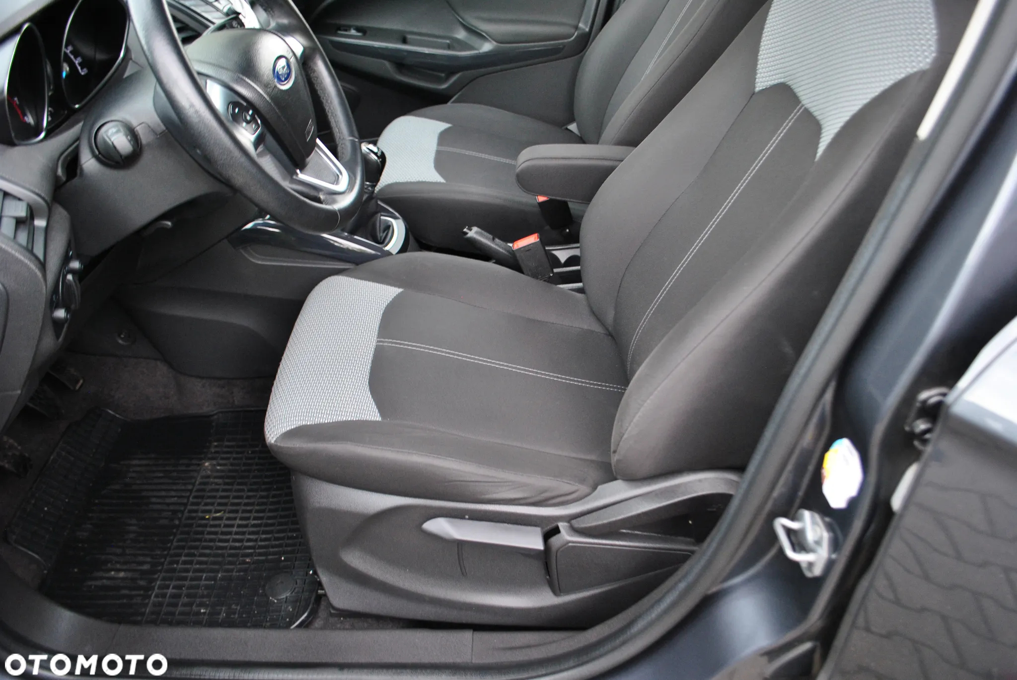Ford EcoSport 1.5 Ti-VCT - 20