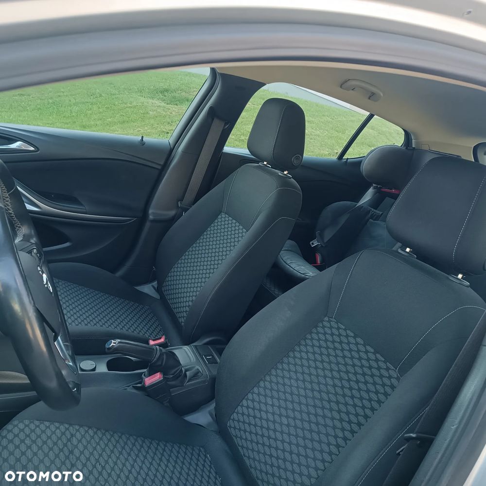 Opel Astra V 1.0 T Enjoy S&S - 12