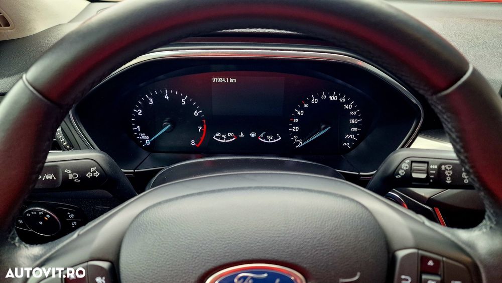 Ford Focus - 4