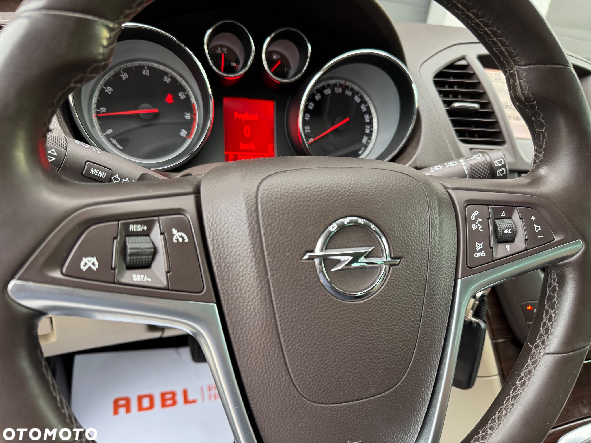 Opel Insignia 2.0 T Cosmo - 29