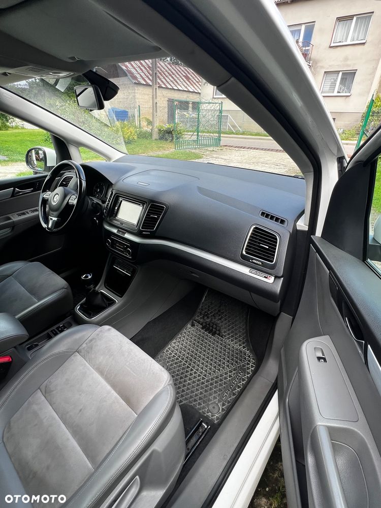 Volkswagen Sharan 2.0 TDI Highline - 27