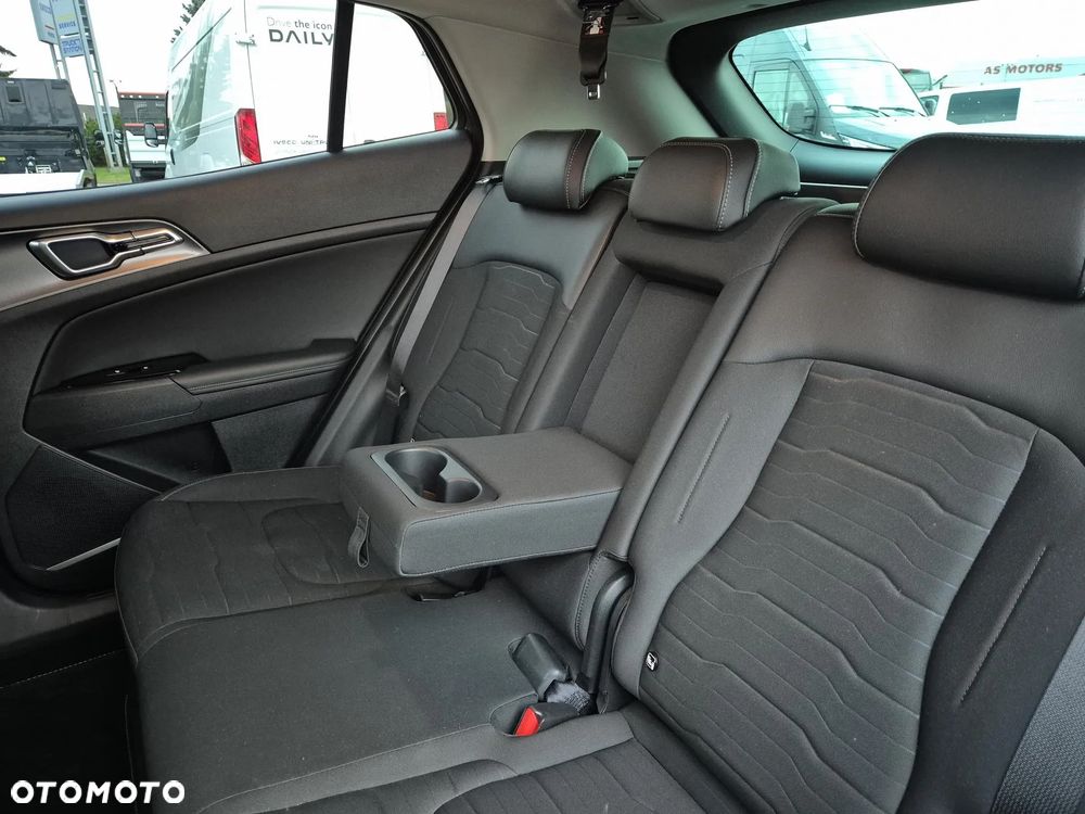 Kia Sportage 1.6 T-GDI Business Line 2WD DCT - 17