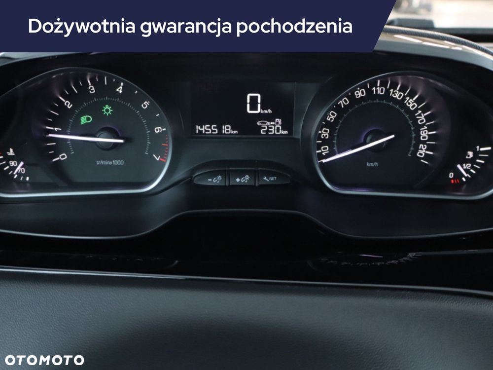 Peugeot 208 - 13