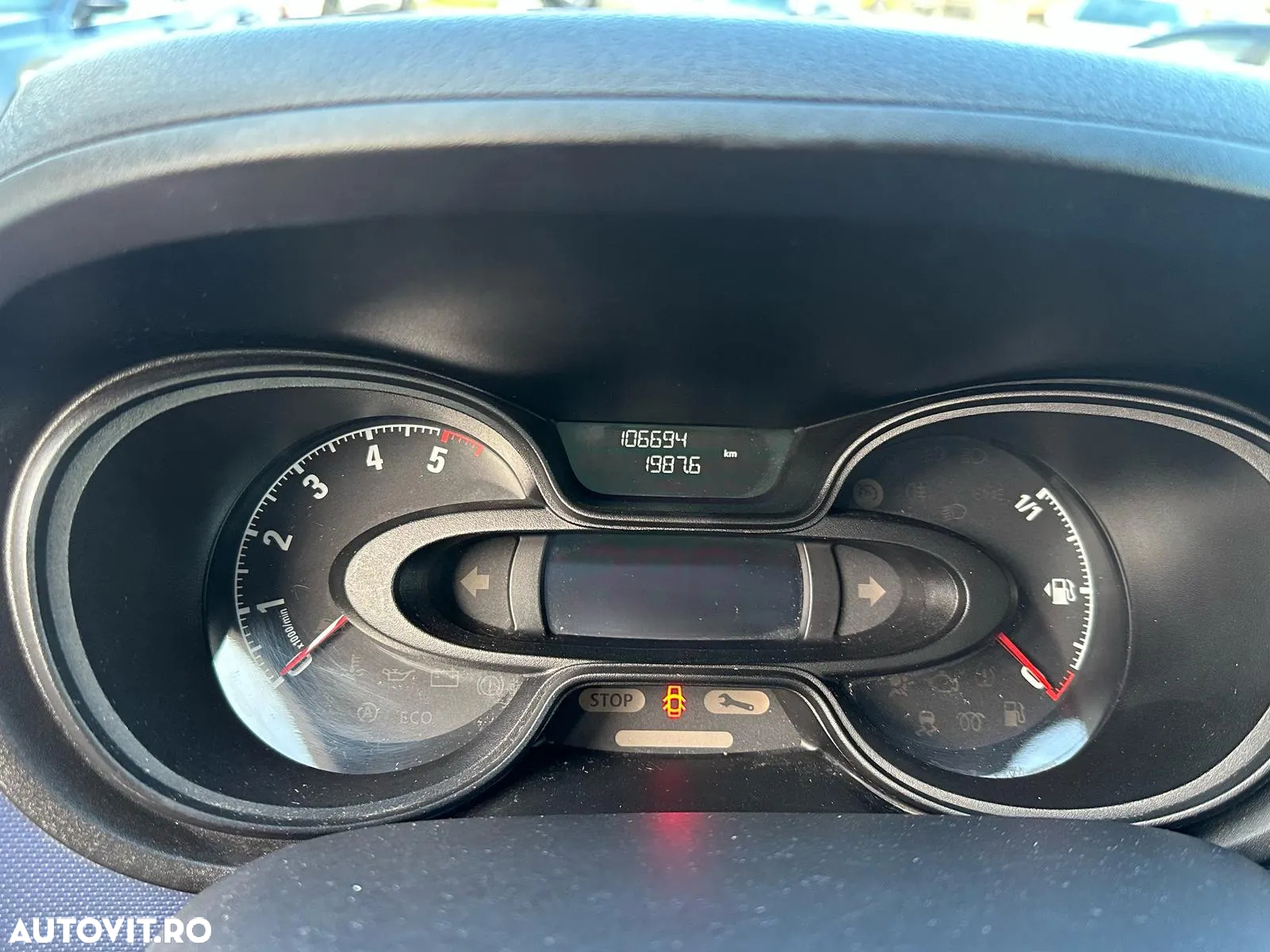 Opel Vivaro - 9