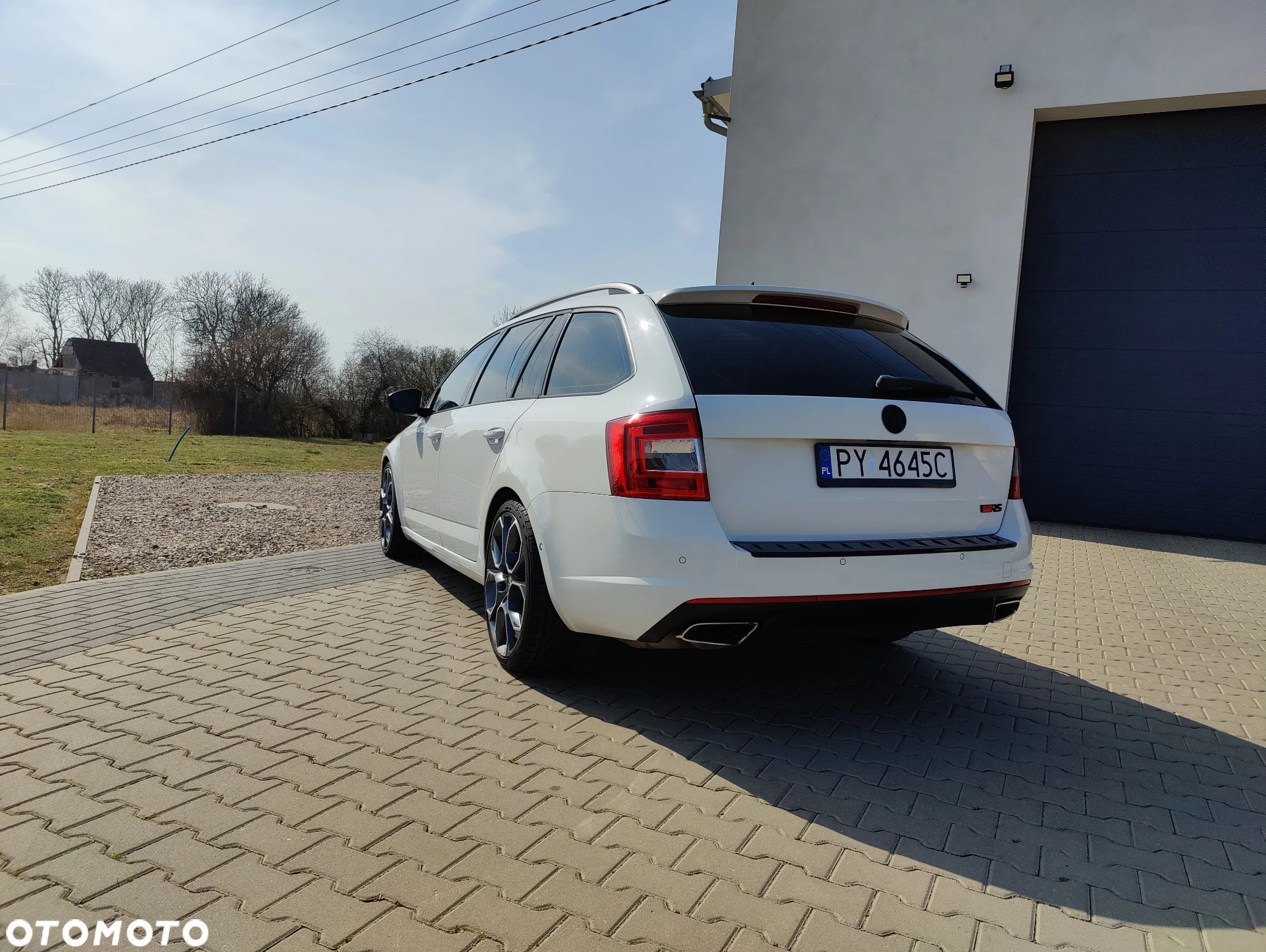 Skoda Octavia 2.0 TDI RS DSG - 3