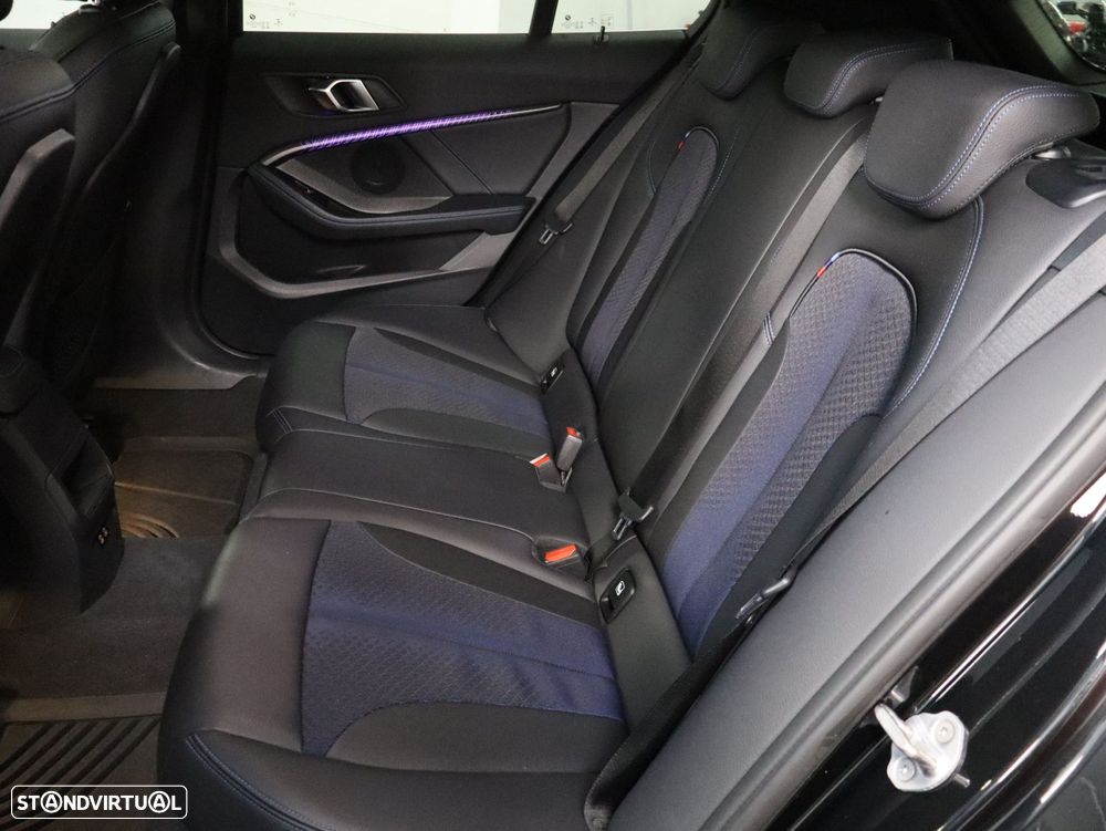 BMW 118 i Pack Desportivo M Auto - 13