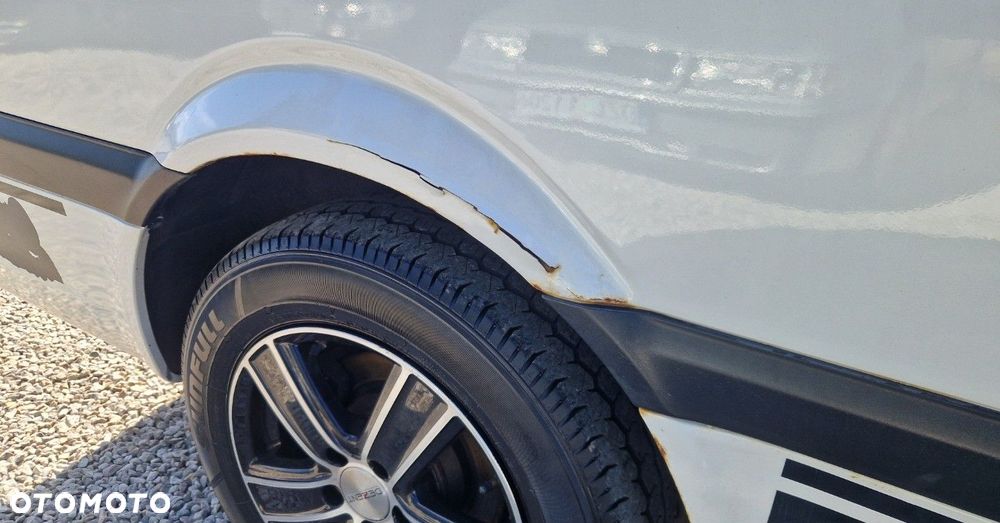 Mercedes-Benz Vito - 15