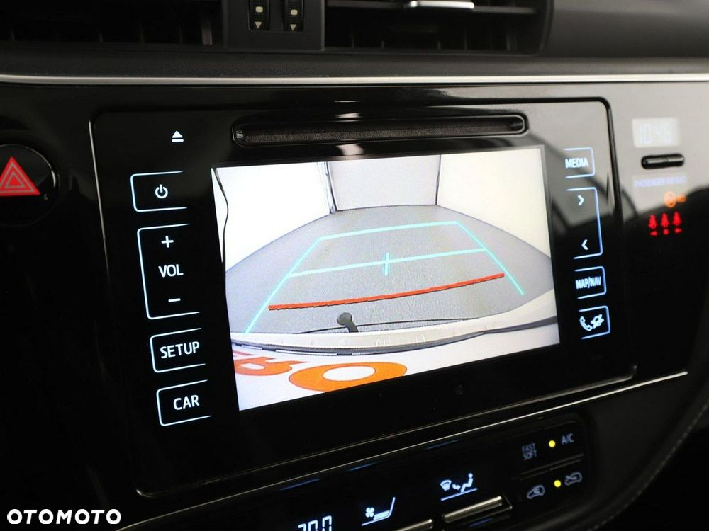 Toyota Auris Hybrid 135 Comfort - 26