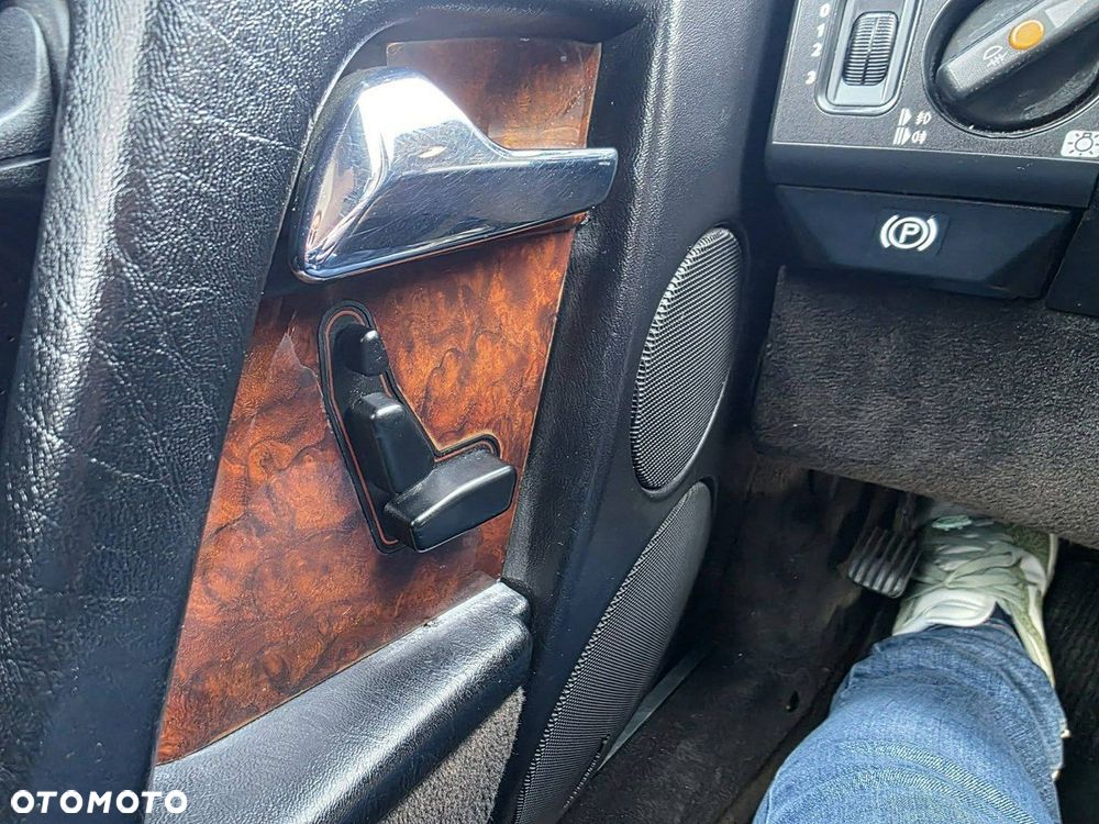 Mercedes-Benz SL - 10