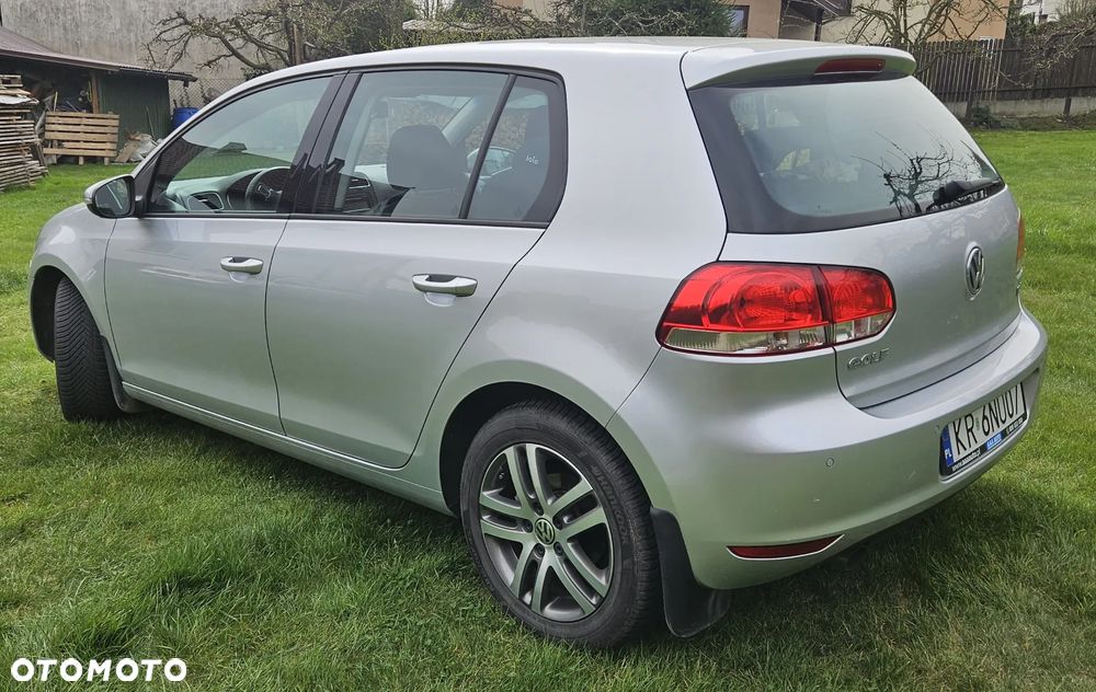 Volkswagen Golf 1.6 TDI Highline - 4