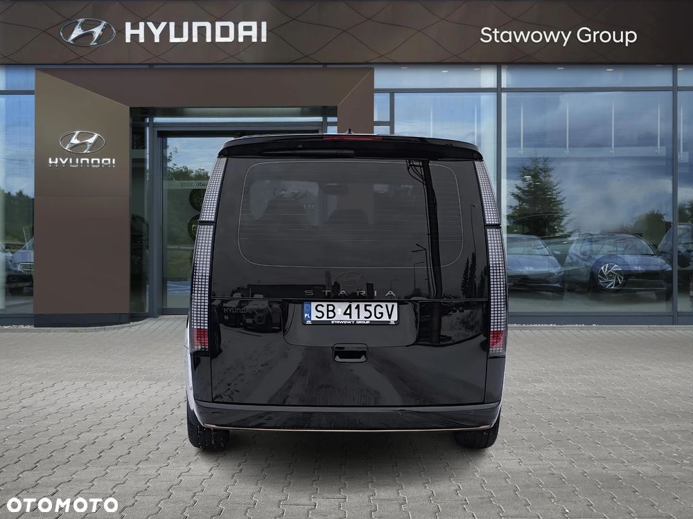 Hyundai Staria 1.6 T-GDI HEV Luxury - 4