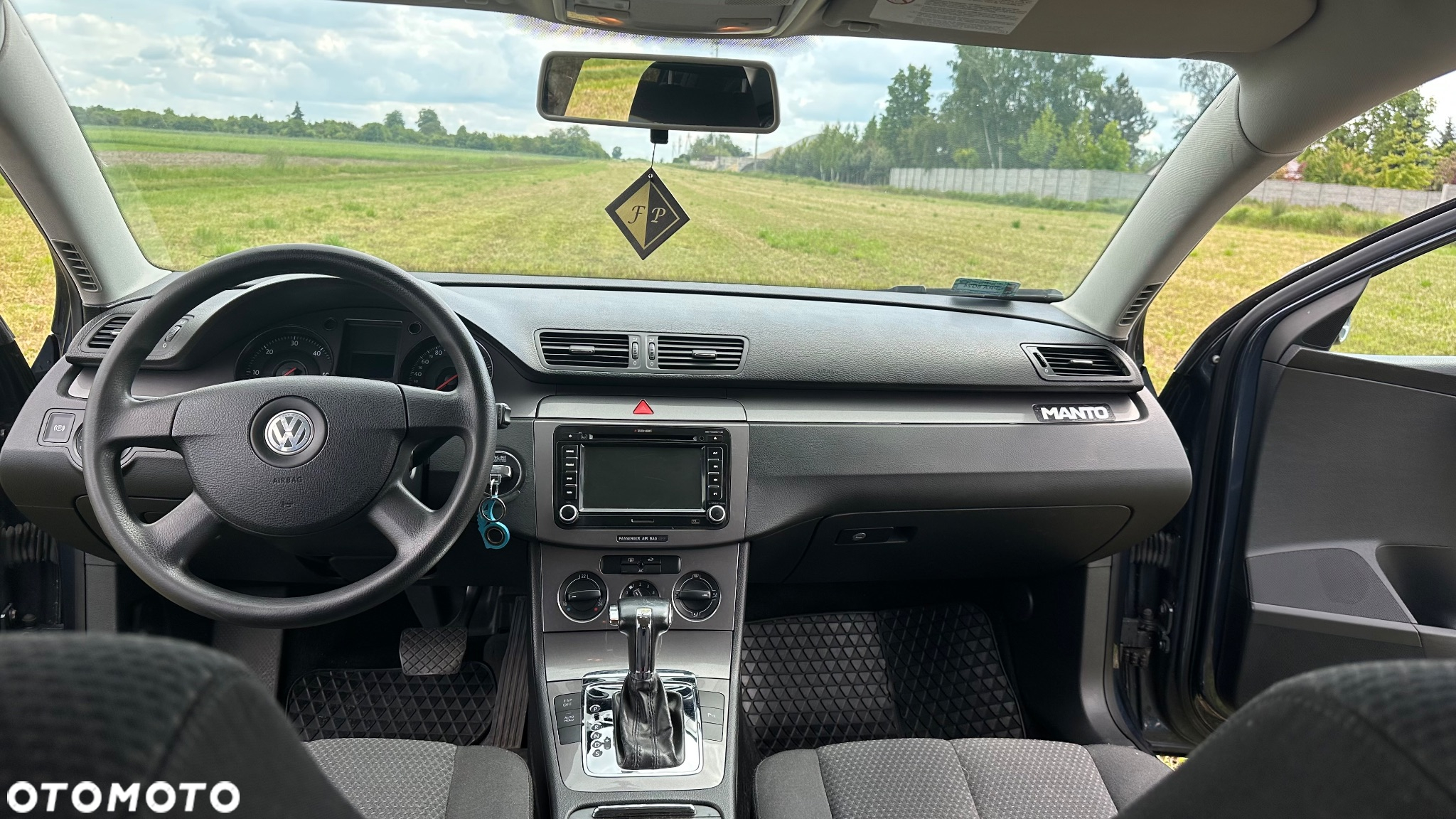 Volkswagen Passat 2.0 TDI Comfortline DSG - 10