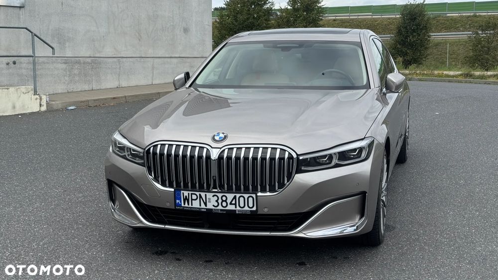 BMW Seria 7 750Li xDrive - 4