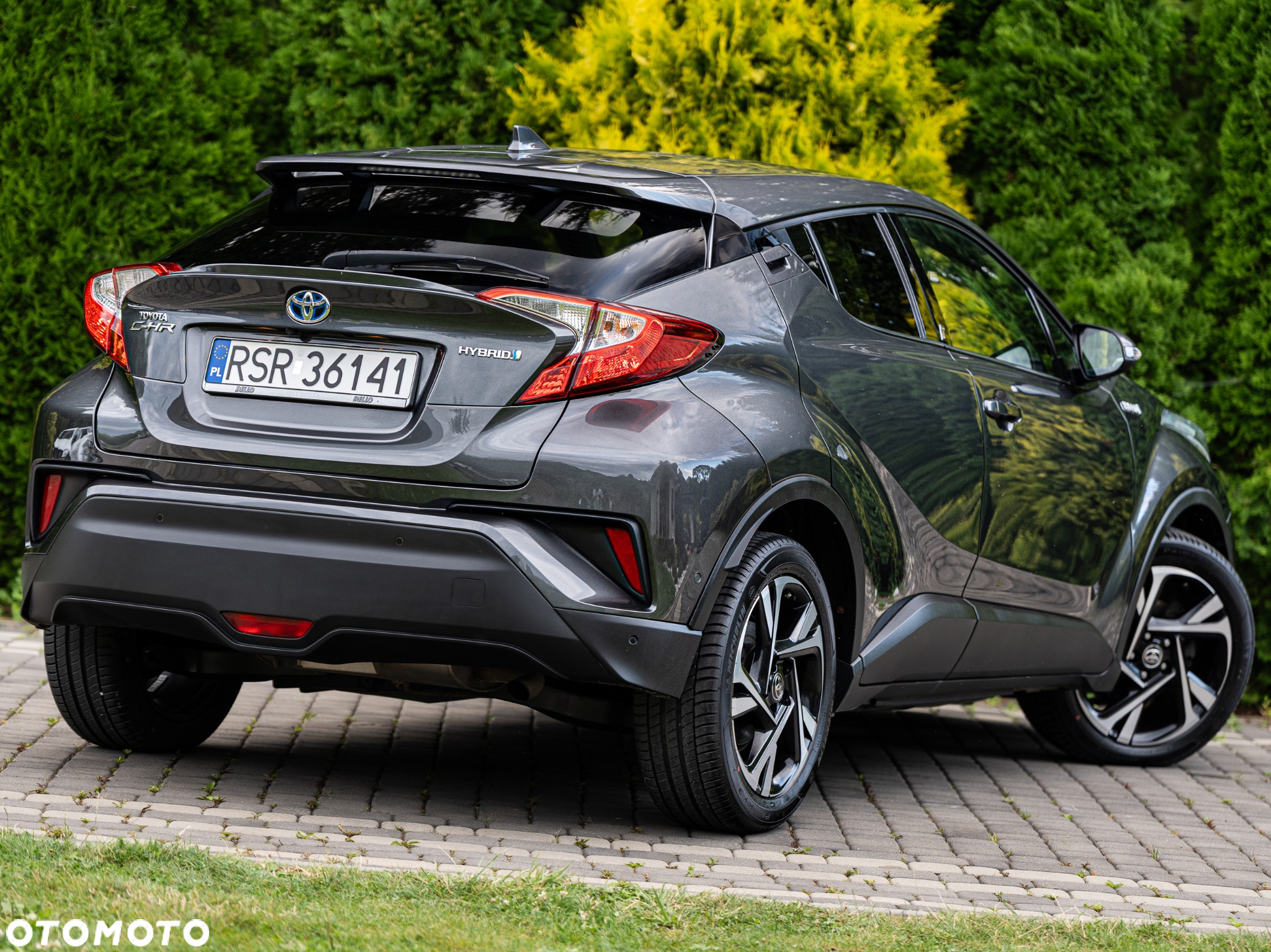 Toyota C-HR - 4