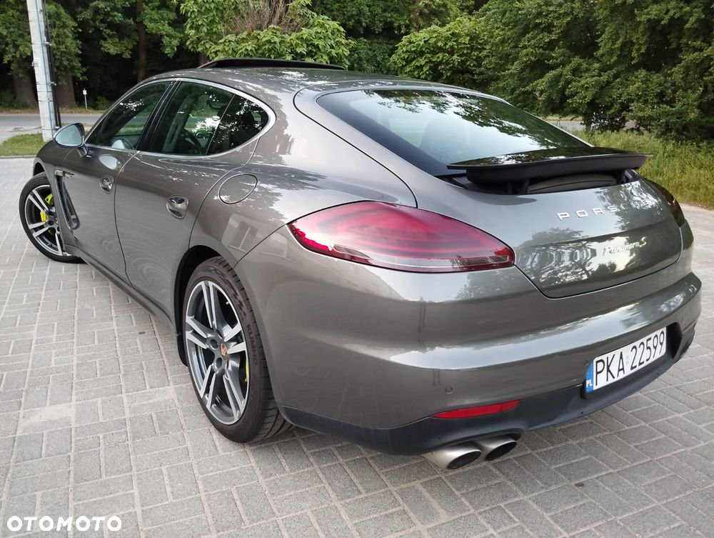 Porsche Panamera - 6