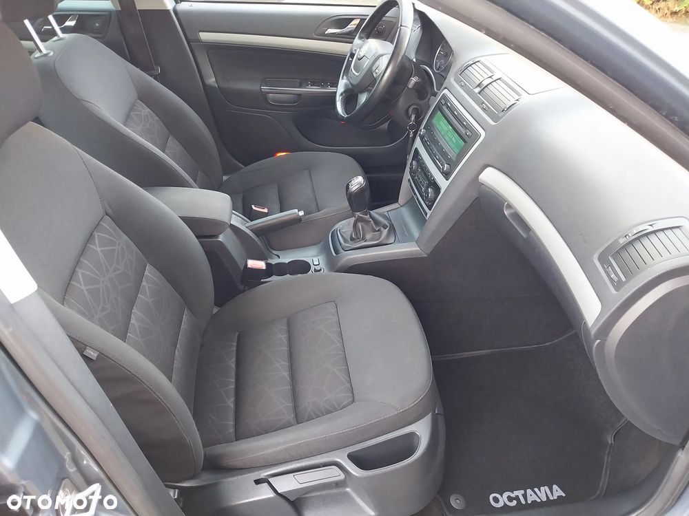 Skoda Octavia 2.0 TDI Elegance - 7