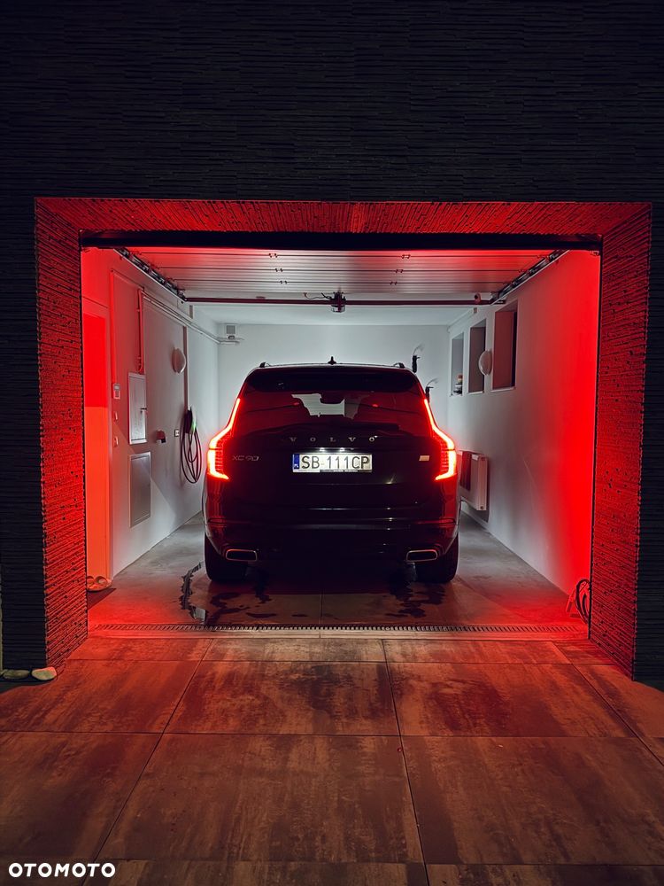 Volvo XC 90 T8 AWD Plug-In Hybrid R-Design 7os - 4