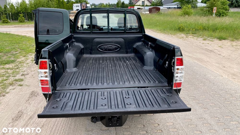 Ford Ranger 2.5 TDCi DC XLT - 26