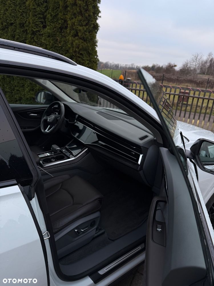 Audi Q8 55 TFSI quattro tiptronic competition plus - 14